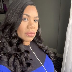 Meet your Posher, Malinda